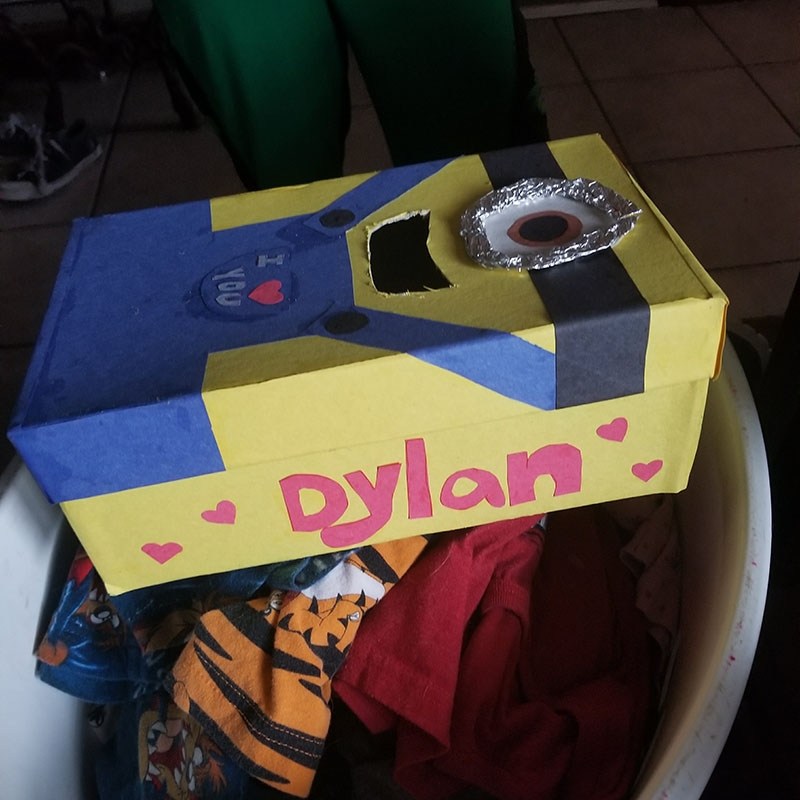 Minion Valentine’s Day Box for Elementary School