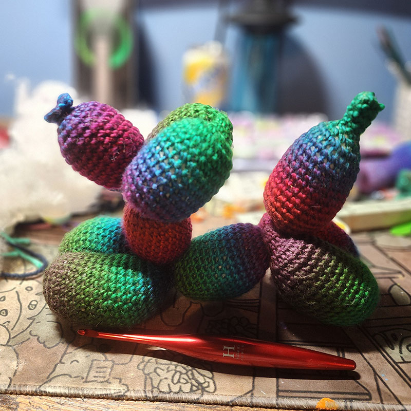 Balloon Dog – Pattern by Gloria B