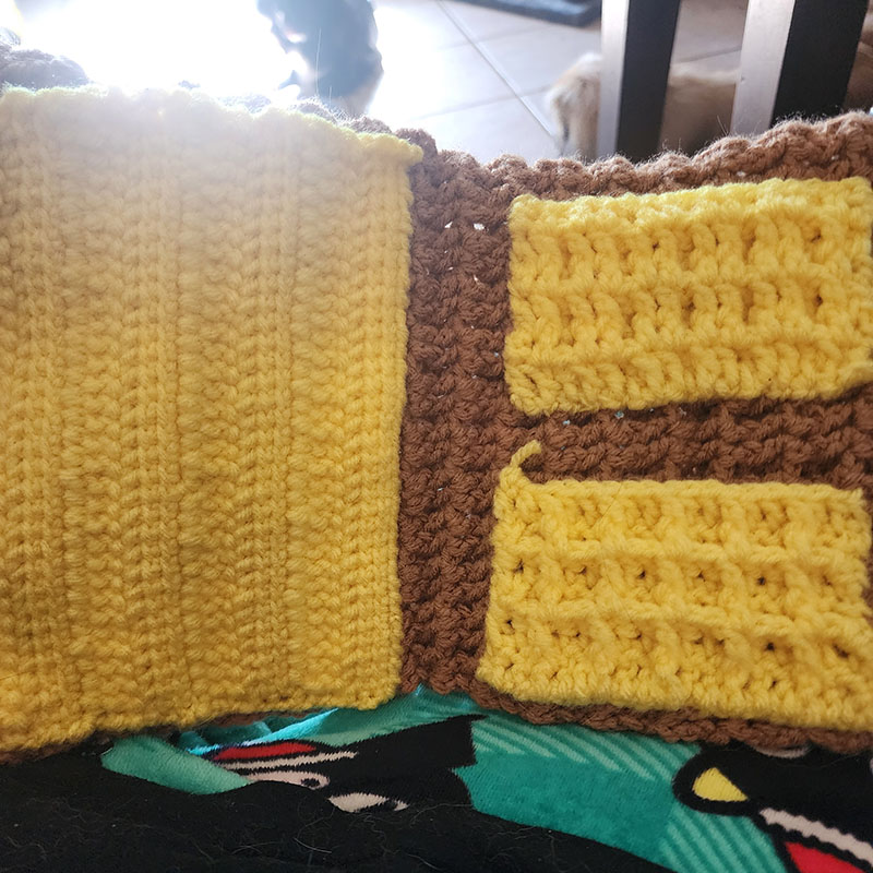 Waffle Crochet Hook Holder – Pattern by Nicole Riley