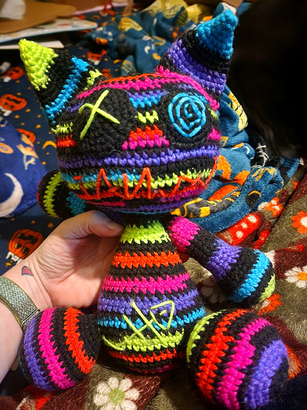 Zombie Cat – Pattern by tanflowconcrochet